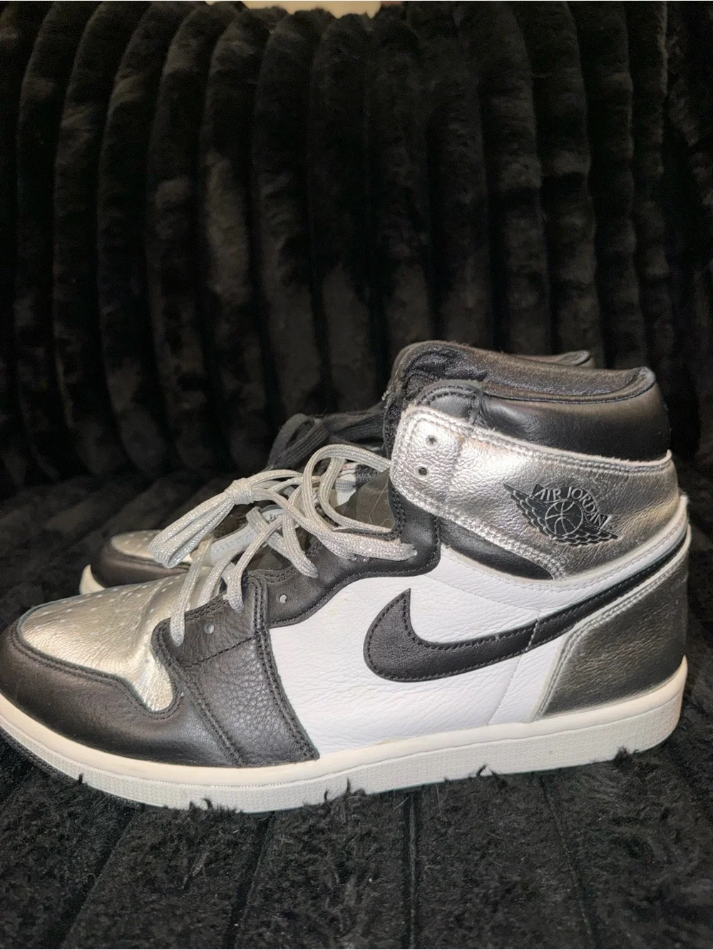 Nike Air Jordan 1 Retro High Women’s 12- White, Black & Metallic Silver